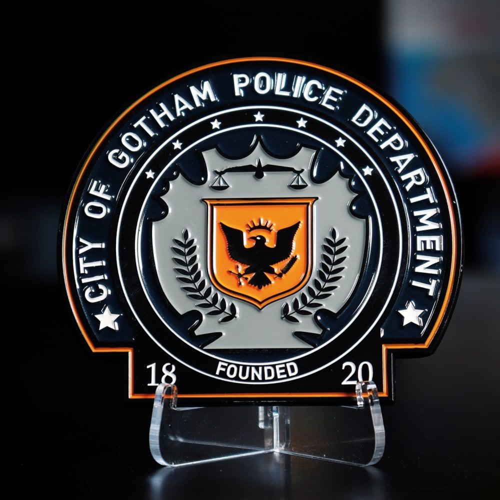 Fanattik DC Batman The Dark Knight Limited Edition Gotham City Police Badge Medallion